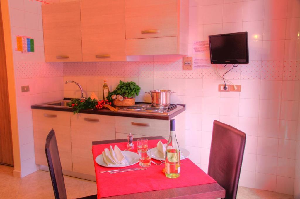 Residence Bellevue Apartments Pietra Ligure Habitación foto